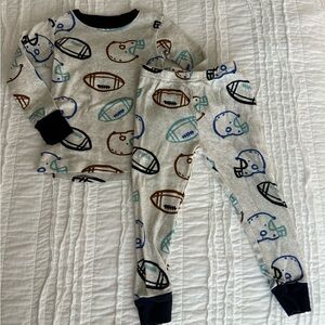 Carter's Gray two piece pjs Sports Print